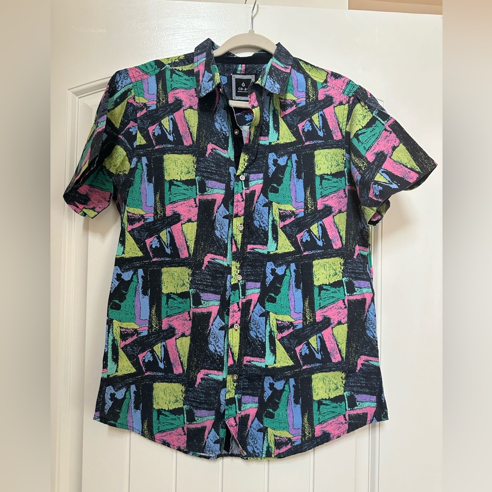Men’s CR-24 Bordo Cromato Abstract Short Sleeve Button-Up, Size Medium